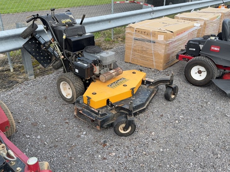 #4095-•-cub-cadet-commercial-48"-walk-behind-mower-image-3