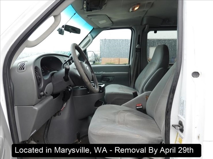 2006-ford-e350-image-4