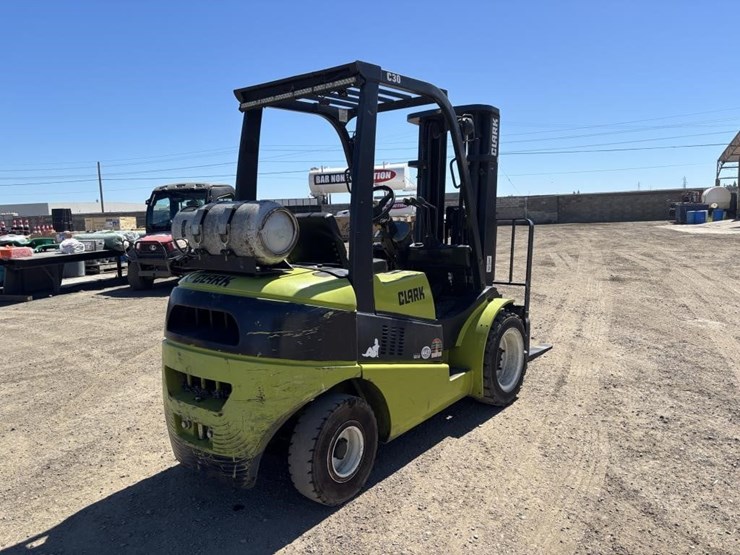 clark-c30l-image-3