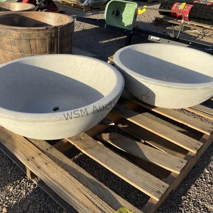 (2) CONCRETE PLANTERS