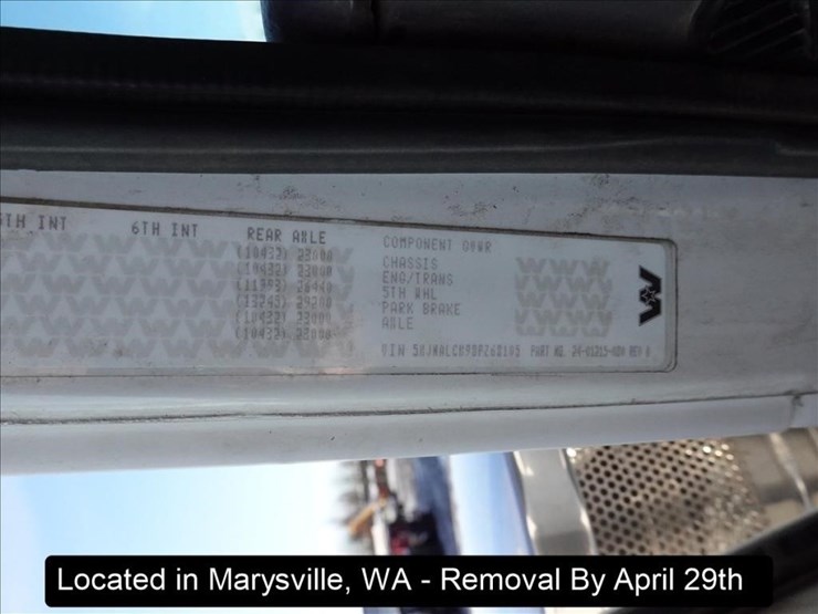 2008-western-star-4900sa-image-22