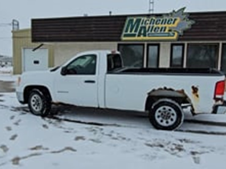 2010-gmc-sierra-1500-image-5