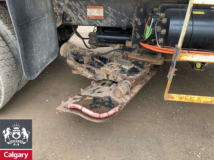 2019-international-workstar-7400-image-25