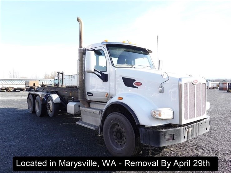 2015-peterbilt-567-image-31