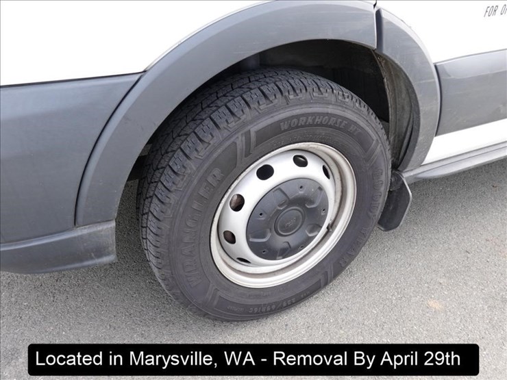 2015-ford-transit-image-14