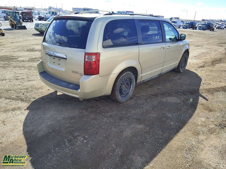 2010-dodge-grand-caravan-se-image-5
