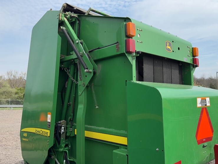 john-deere-469-image-7