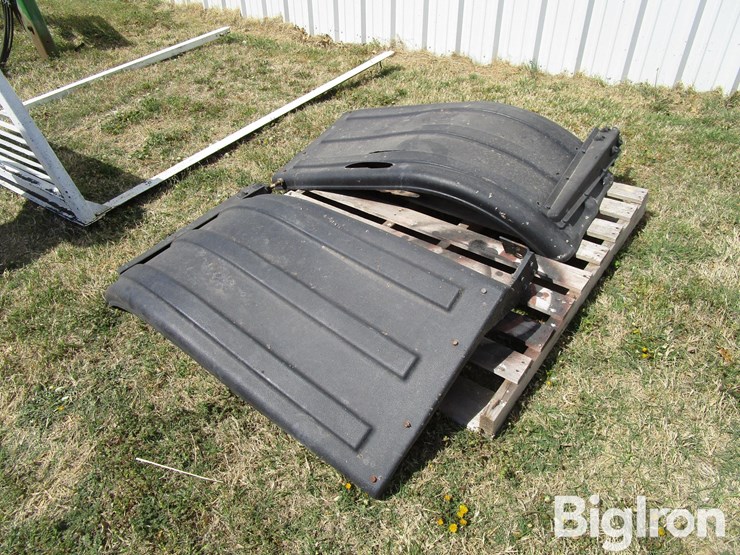 peterbilt-359-image-1