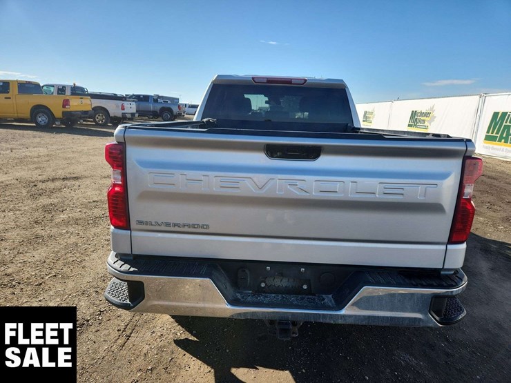 2022-chevrolet-silverado-1500-image-9