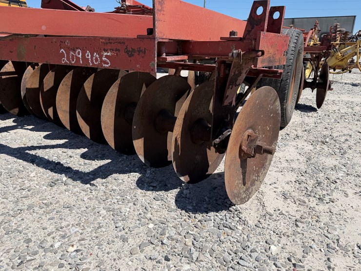 international-470-image-3