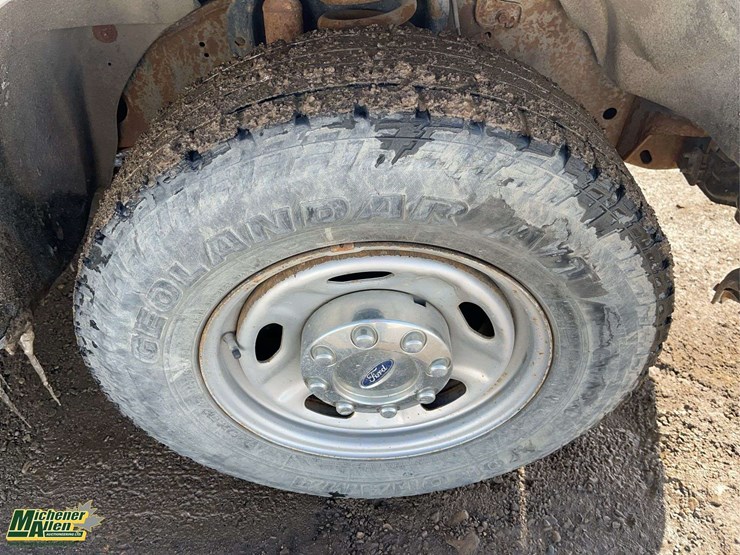 2013-ford-f250-image-13