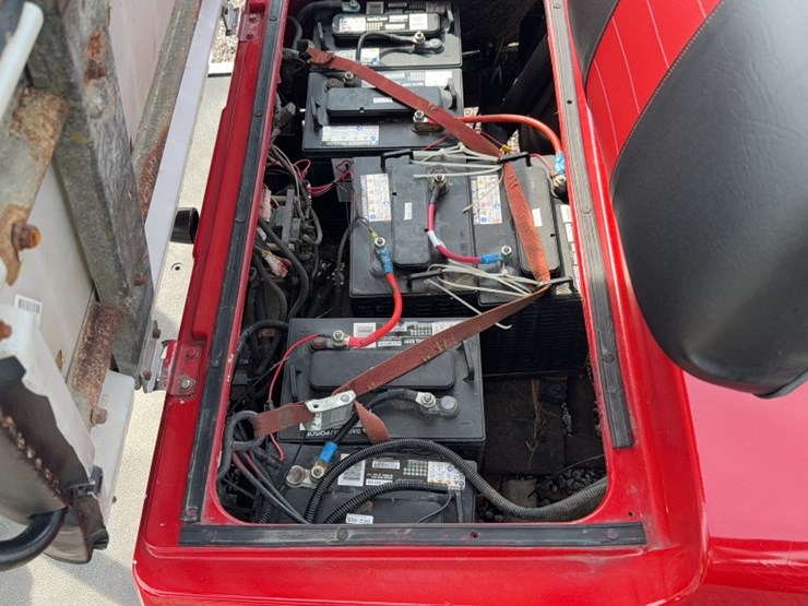 #3092-•-yamaha-electric-golf-cart-image-11