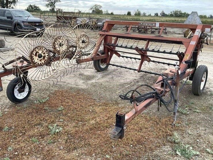 h-&-s-hay-machine-ii-image-1