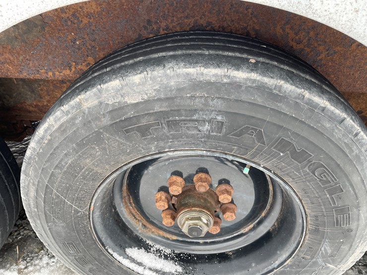 #280-•-2015-united-uxgn-8.536tr80-(3)-axle-enclosed-trailer-(has-wi.-title)-(mason,-wi)-image-29