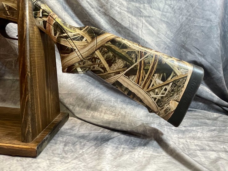 #10082-•-remington-v3-field-sport,-12-ga.-semi-auto-shotgun,-sn:-rn28026a-image-11