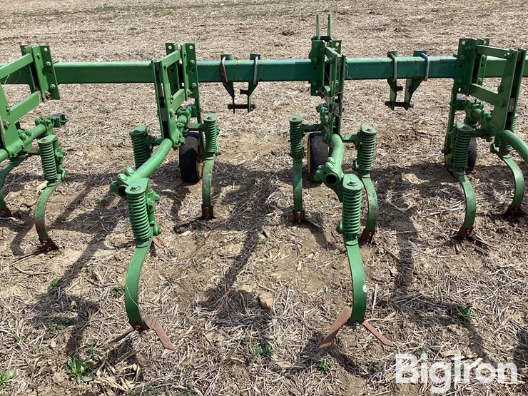 john-deere-6-image-19