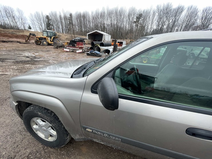 2003-chevrolet-trailblazer-image-14