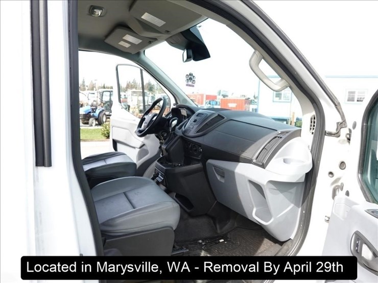 2015-ford-transit-image-23