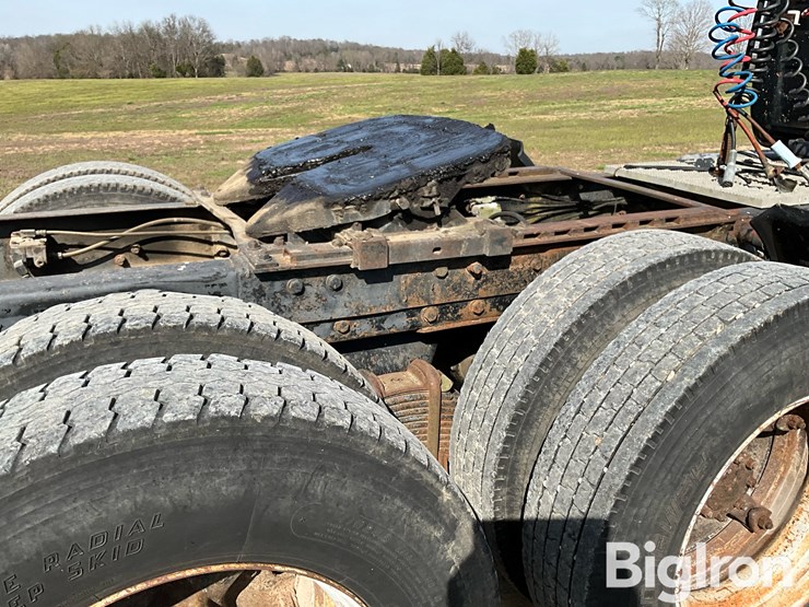 1987-mack-r688st-image-19