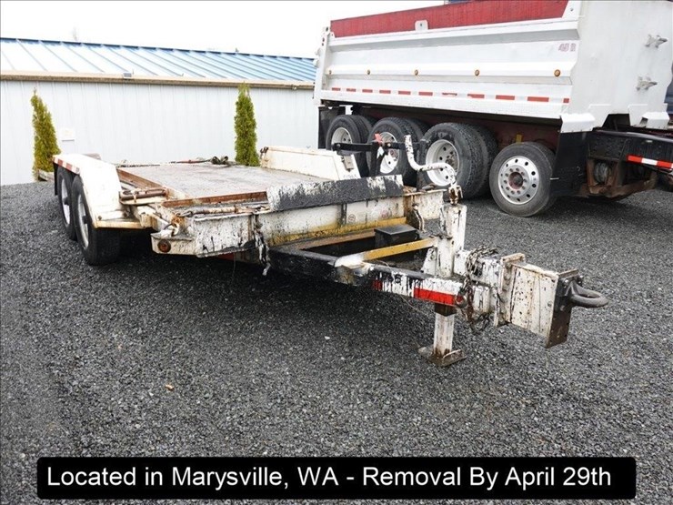 2012-utility-flatbed-image-3