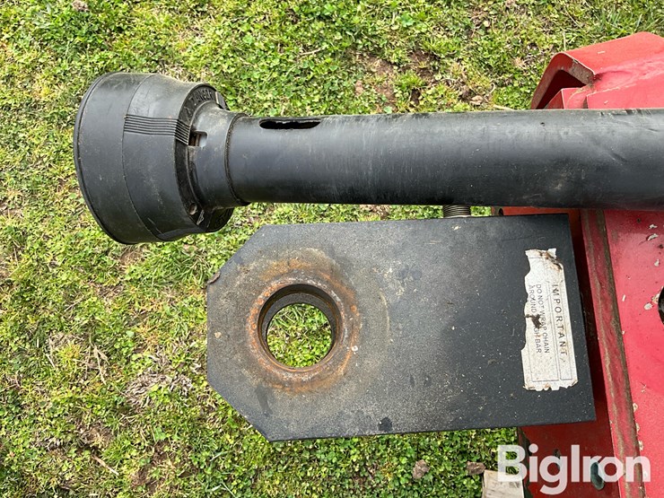 2012-j&m-525-image-9