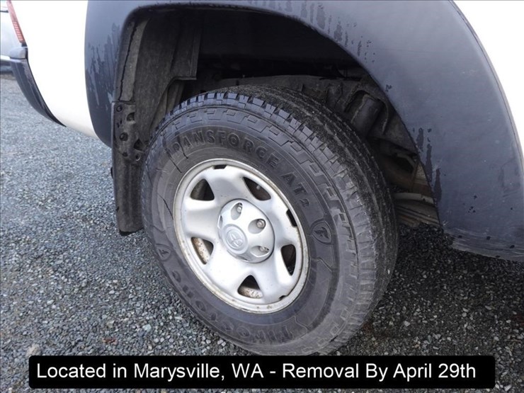 2014-toyota-tacoma-image-13