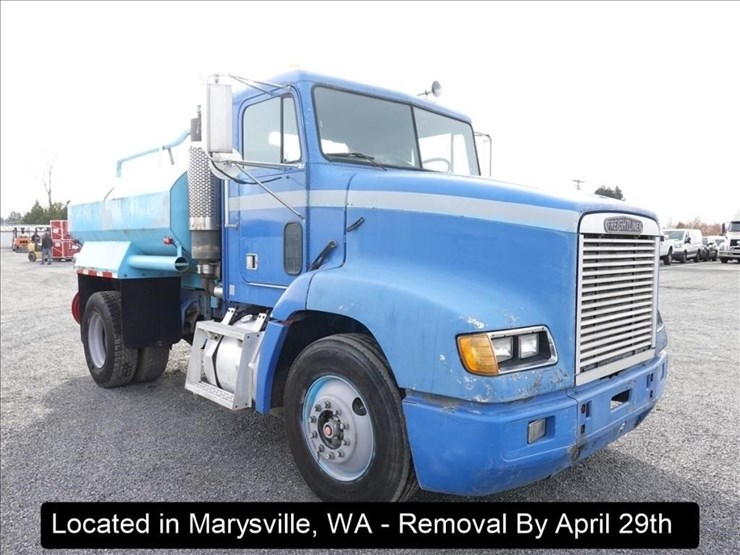 1993-freightliner-fld112-image-26