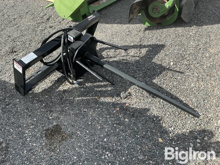 worksaver-skid-steer-mount---hydraulic-bale-unroller-image-3