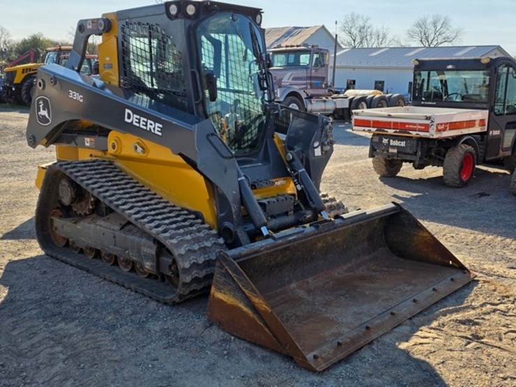 2023-deere-331g-image-1