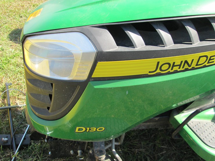 john-deere-d130-image-9