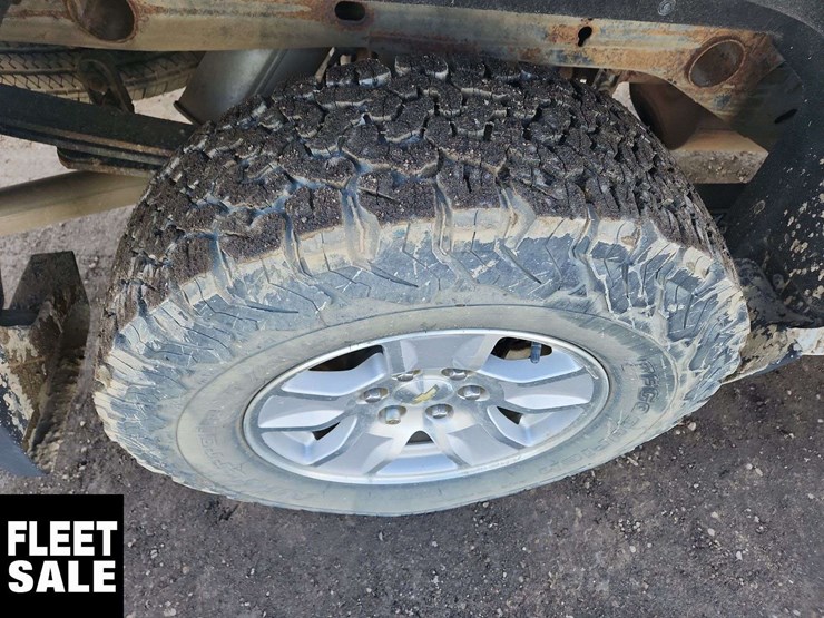 2016-chevrolet-silverado-1500-image-12