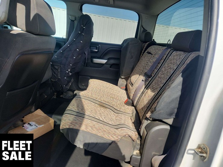 2015-chevrolet-silverado-3500hd-image-24