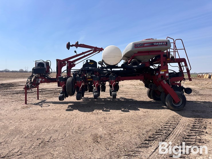 2012-case-ih-1250-image-8