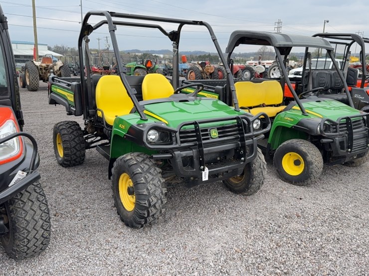 2012-john-deere-gator-image-3