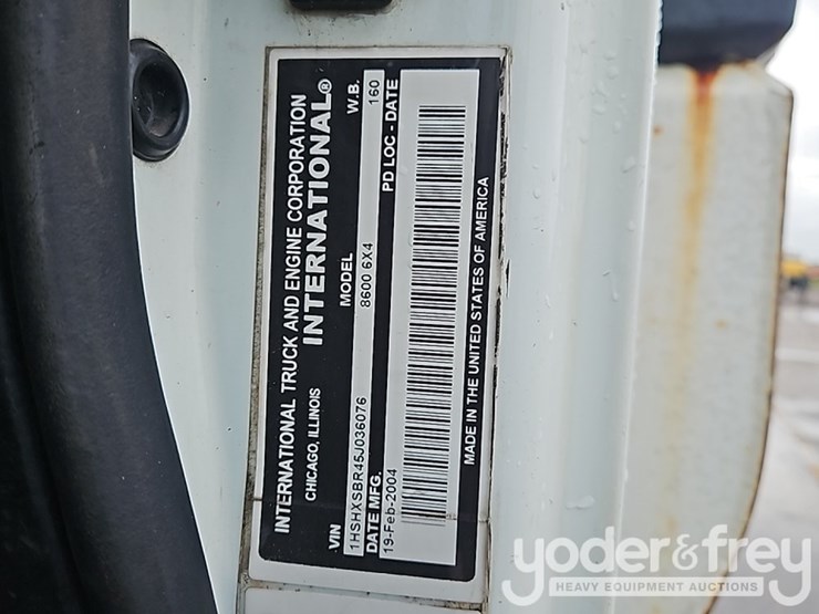 2005-international-8600-image-40