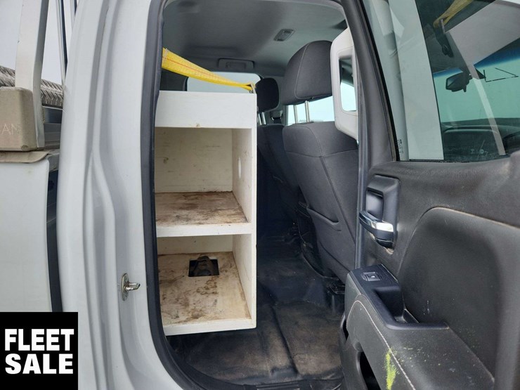 2016-chevrolet-silverado-3500hd-image-22