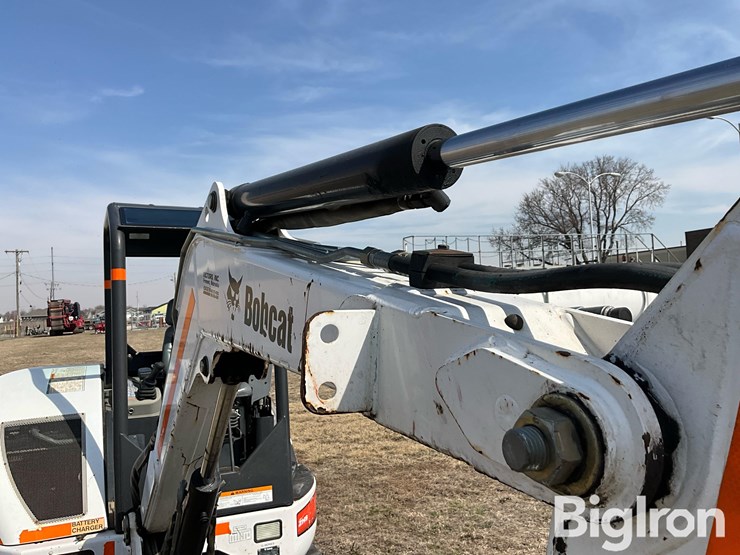 2009-bobcat-430g-image-15