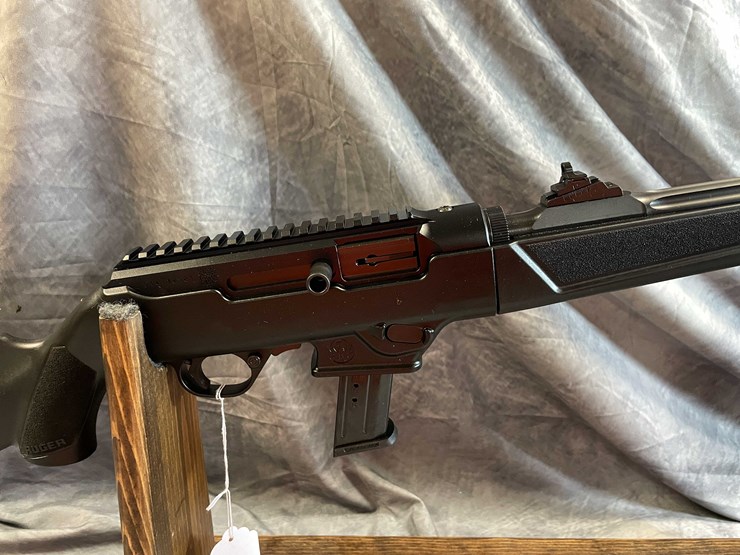 #10058-•-ruger-pc-carbine-,-9mm-luger-semi-auto-rifle,-sn:-914-32521-image-4