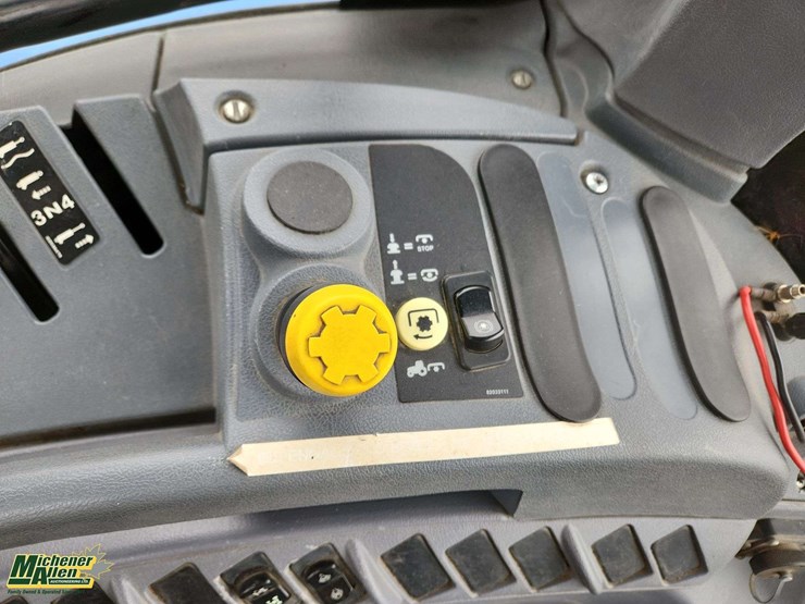 2008-new-holland-t6030-image-14