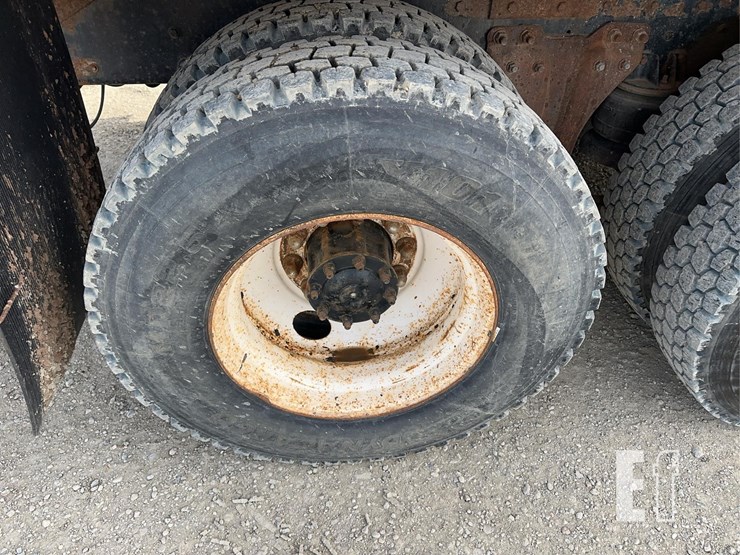 1995-kenworth-t800-image-9