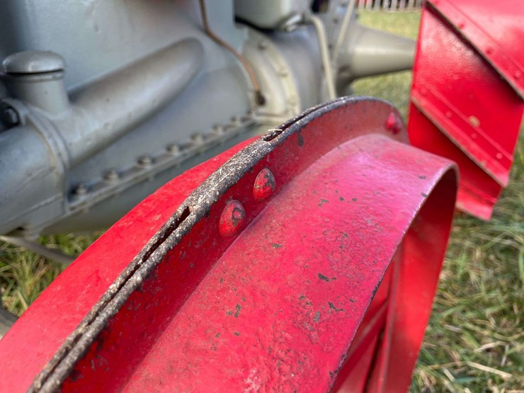 1918-fordson-tractor-image-16