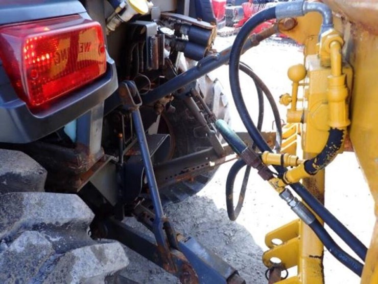 2017-kubota-b2650hsd-image-45