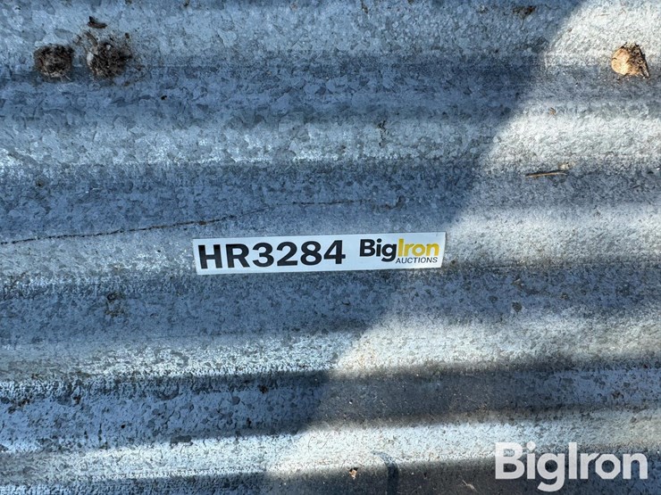 wire-gates-&-barn-tin-image-18