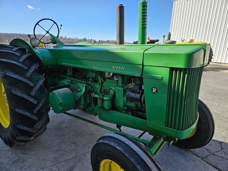 john-deere-r-image-32
