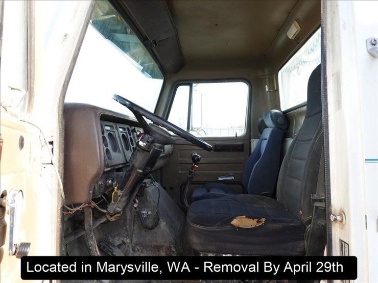 1988-international-s1900-image-16