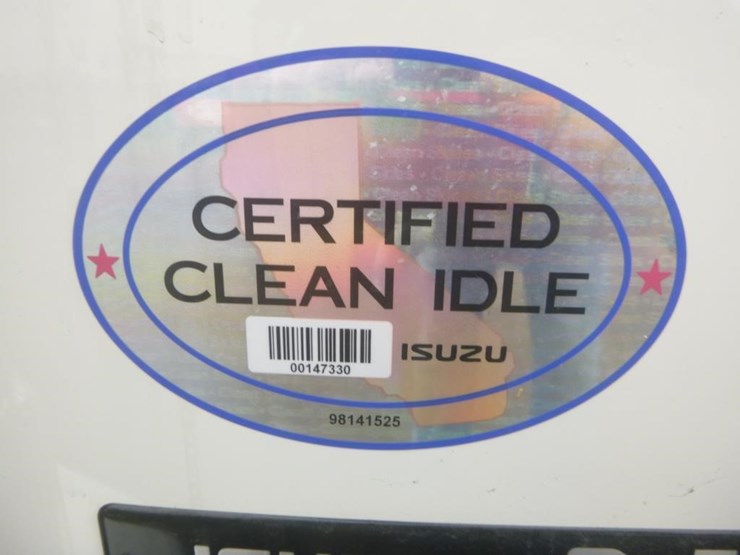 2023-isuzu-nrr-image-21