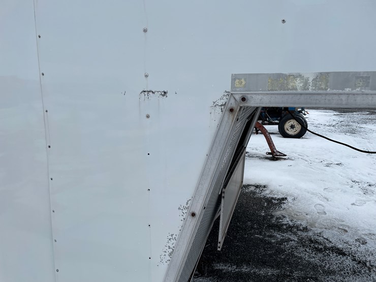 #280-•-2015-united-uxgn-8.536tr80-(3)-axle-enclosed-trailer-(has-wi.-title)-(mason,-wi)-image-23