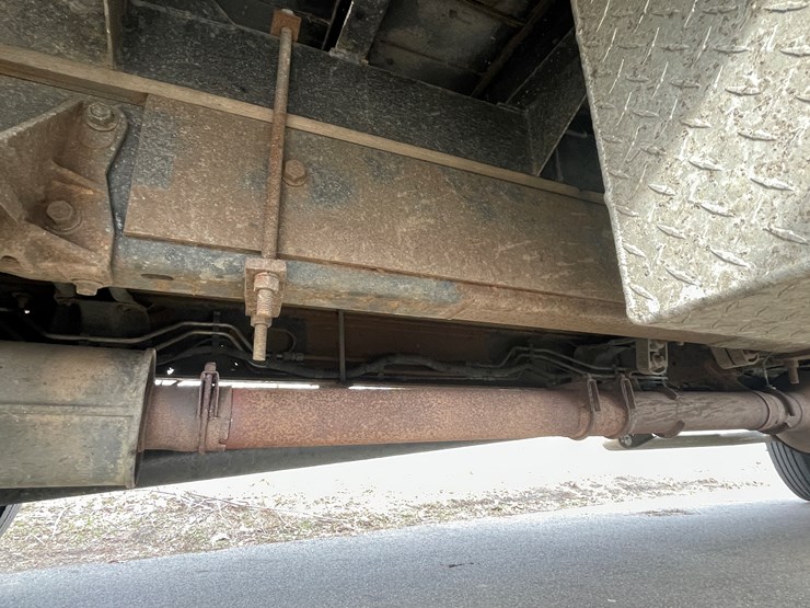 2009-ford-f550-image-24