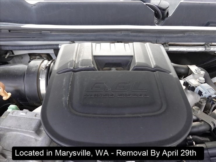 2011-chevrolet-3500-image-3