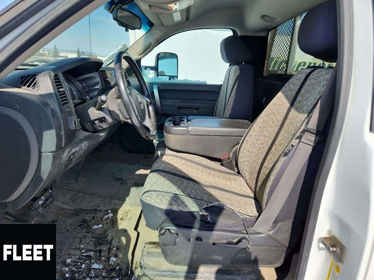 2014-gmc-sierra-2500hd-sle-image-14